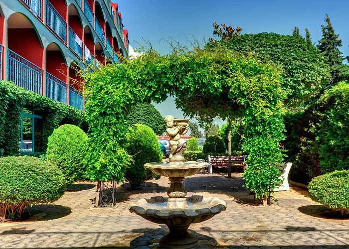 Hotel Kokiche Сонячний Берег
